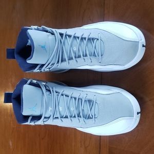 Jodan 12 Playoffs size 9.5 Grey University Blue